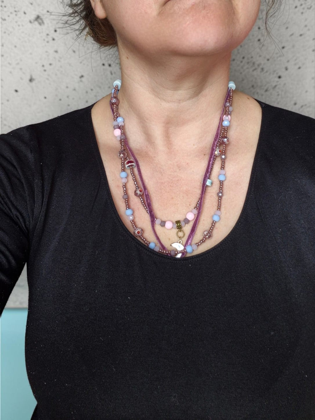 Collar Artesanal Luna con Cristales de Fantasía | Boho Chic Hecho a Mano