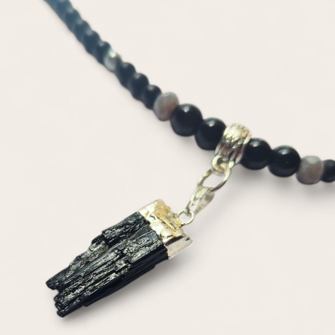 Collar turmalina negra